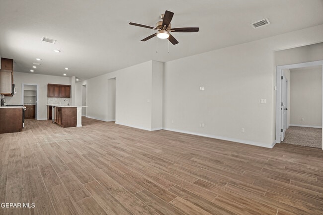 Building Photo - 51025 Sand Verbena Ave