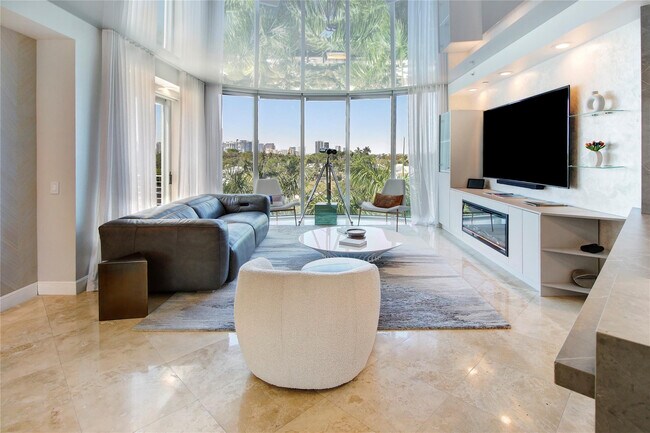 Building Photo - 301 Hendricks Isle