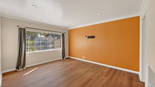 Building Photo - 3 Bedroom Home for Rent – Prime Norwalk Location