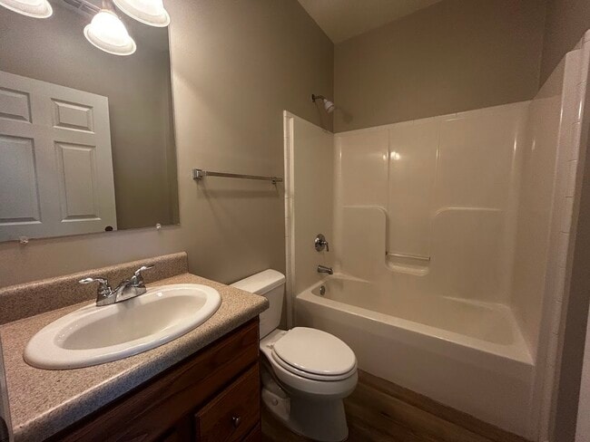 Building Photo - 1501 McPherson Dr