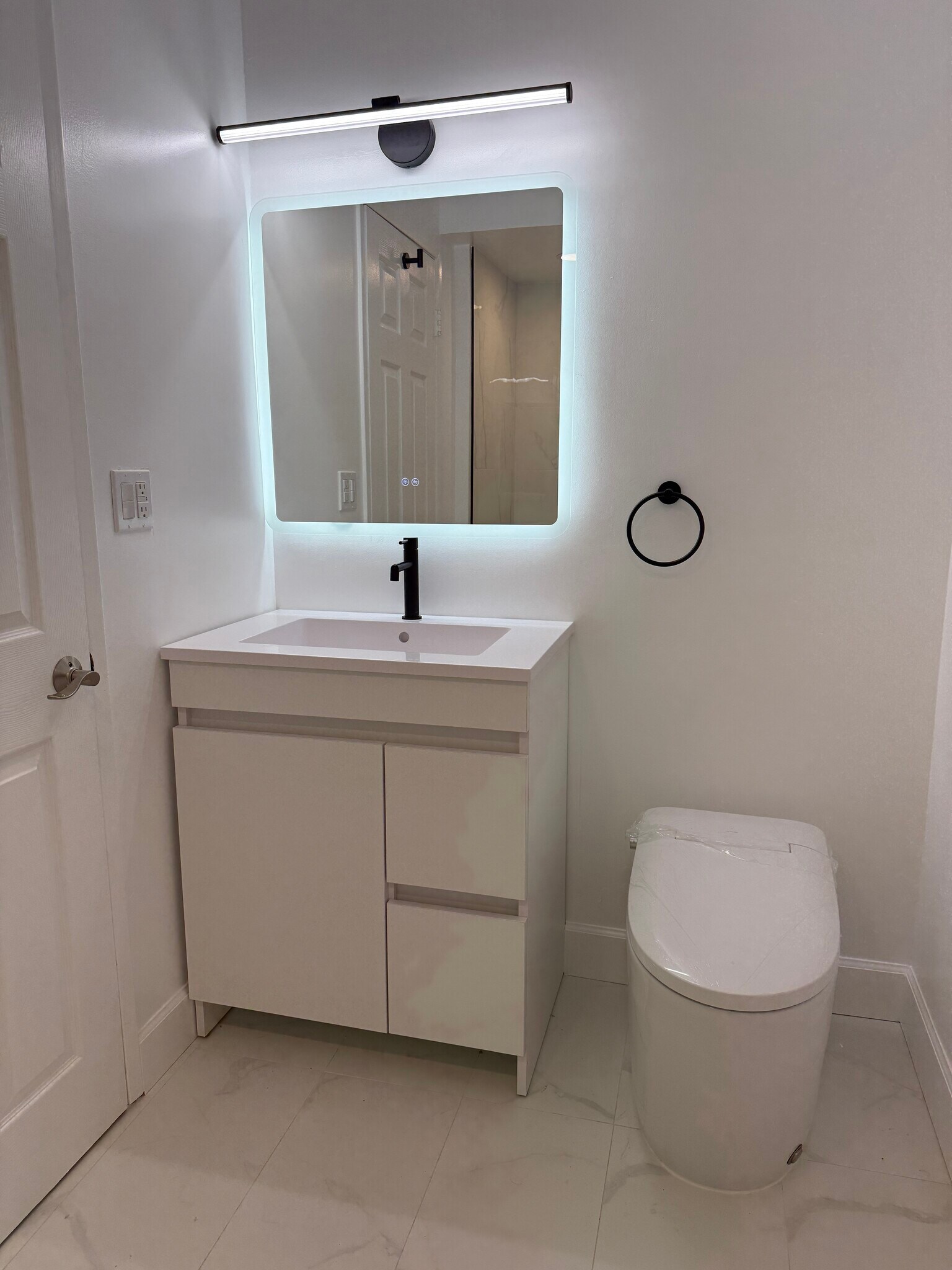 Building Photo - 20029 Ingomar St