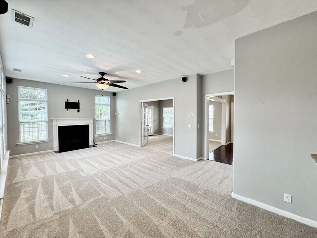 Building Photo - First-Time Rental Available NOW! Pet Friendly, Community Pool, Clubhouse, Fitness Center, Kayak, ...