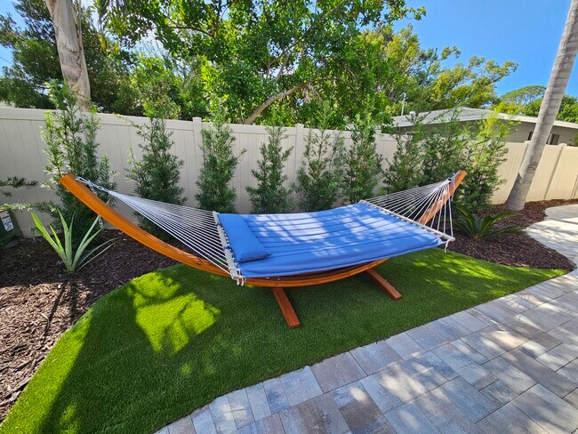 Building Photo - 8797 Rose Way