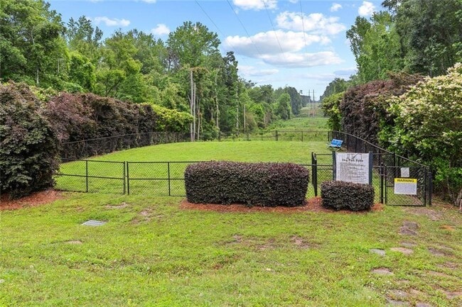 Building Photo - 6421 Crown Forest Ct