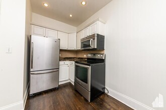 Building Photo - 2 bedroom in Chicago IL 60657