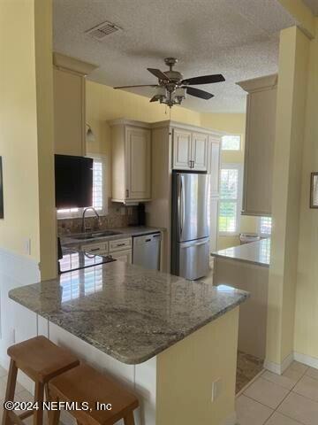 Building Photo - 264 Kingston Dr