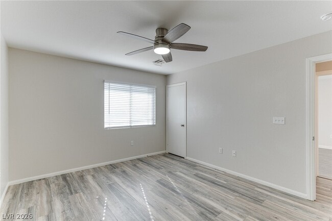 Building Photo - 860 Viento Del Montagna Ave