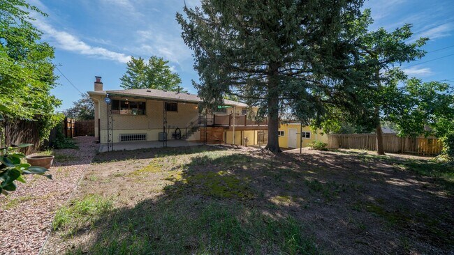 Building Photo - Charming Palmer Park Home - 4BR/3BA with F...