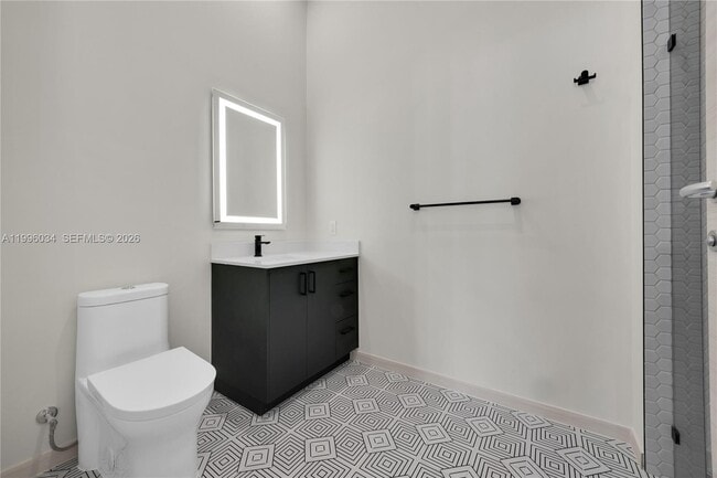 Building Photo - 4220 Laguna St