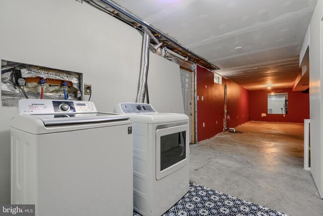 Building Photo - 7804 Montreal Ct