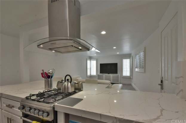 Building Photo - 111 19th St