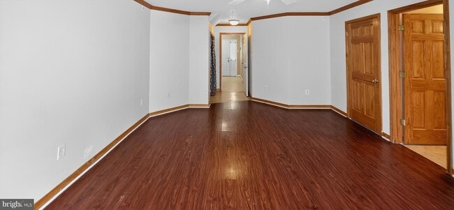 Building Photo - 2483 Lakeside Drive