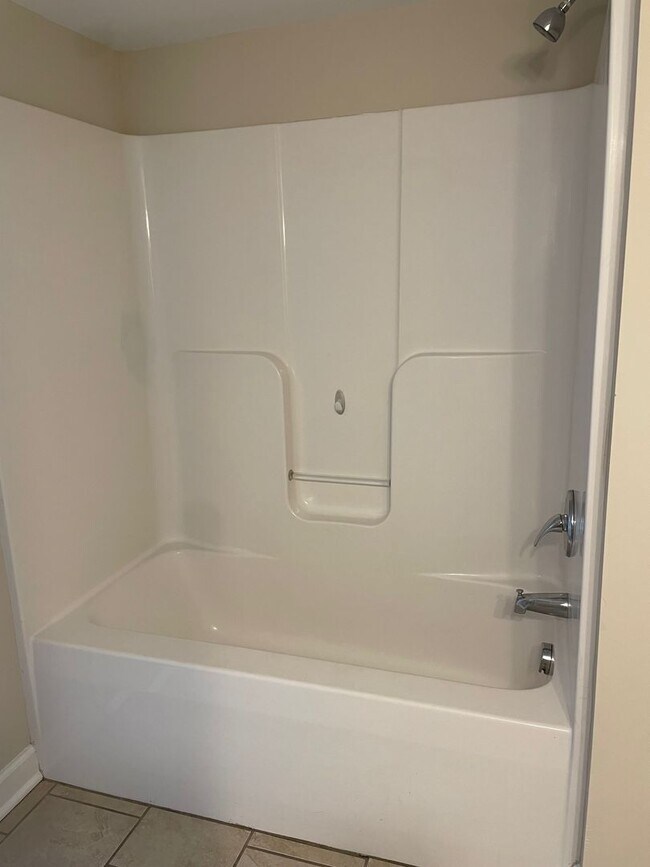 Building Photo - Very nice 3 or 4 bedroom, 2 bath home located in Franklinville- $1550 Month, $1550 Deposit!!