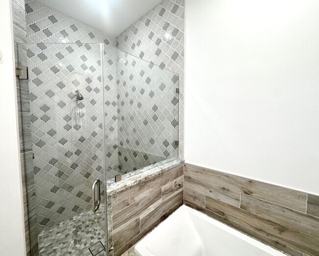 Building Photo - 195 Via Veracruz