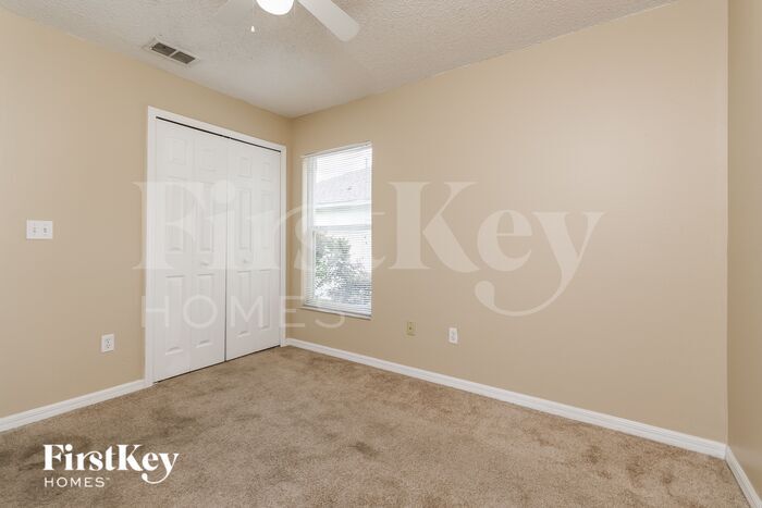 Building Photo - 1175 St Tropez Ct