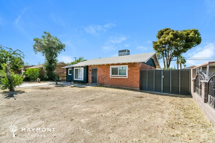 Building Photo - 3938 W McLellan Blvd