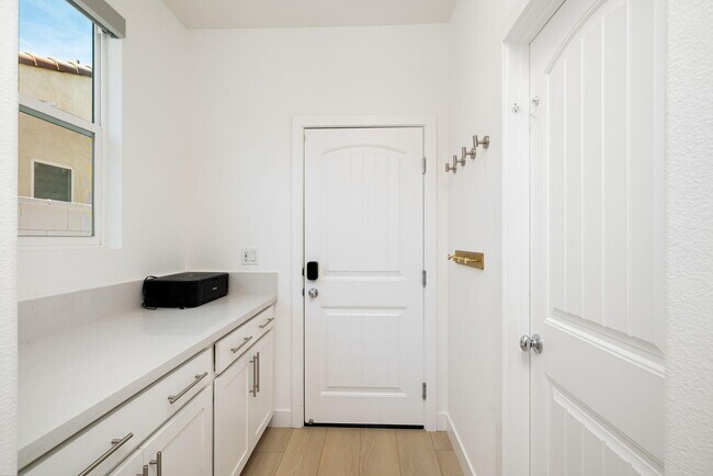 Building Photo - 51726 Via Santero