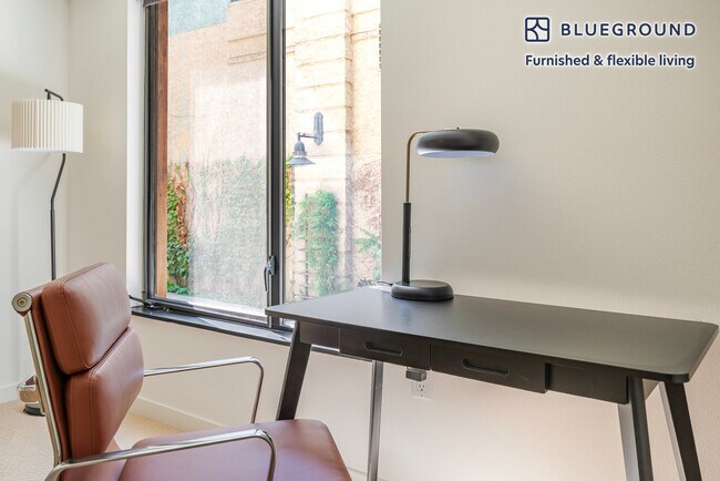 Building Photo - 388 Santana Row