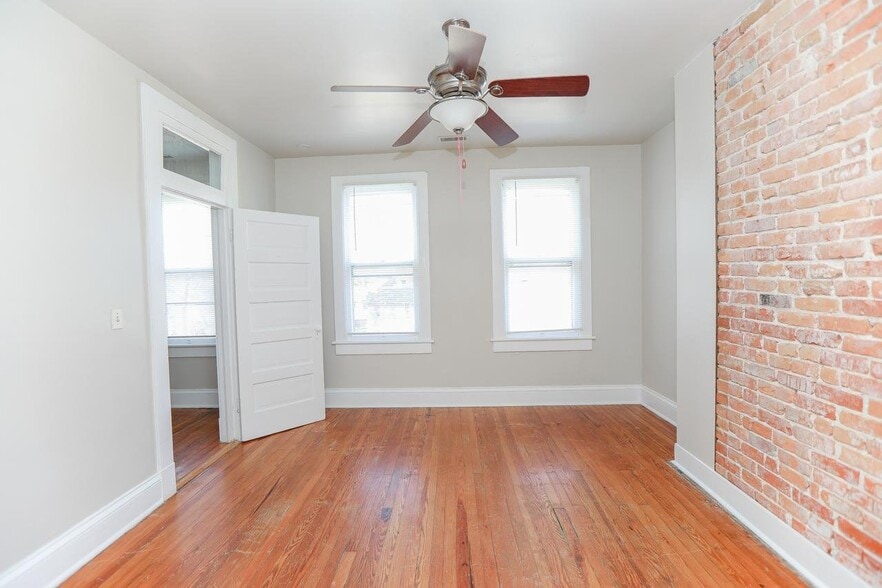 Building Photo - 1439 Moultrie Ave