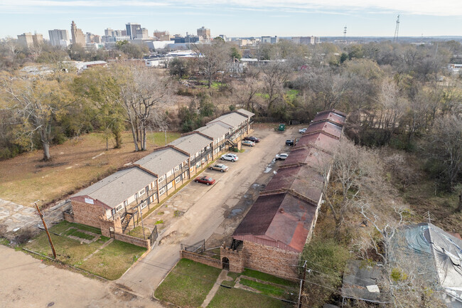 Building Photo - Willow Street Apartments