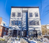 Building Photo - 3205 7th St NE