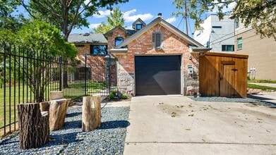 Building Photo - 5413 Live Oak St