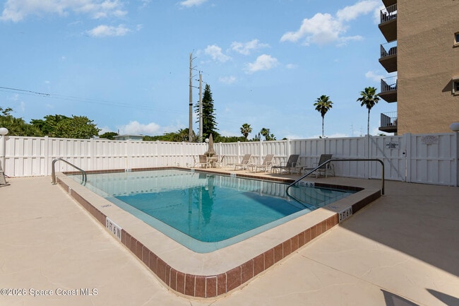 Building Photo - 1525 S Atlantic Ave