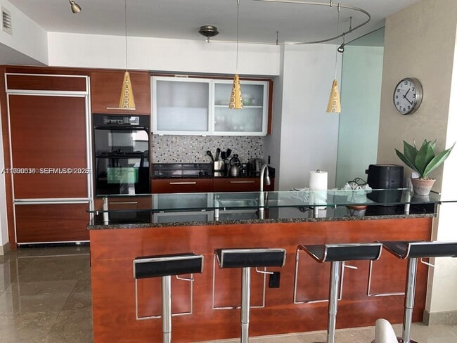 Building Photo - 1830 S Ocean Dr