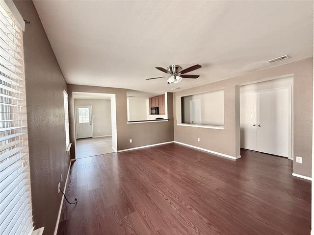 Building Photo - 5912 Ridge Lake Dr
