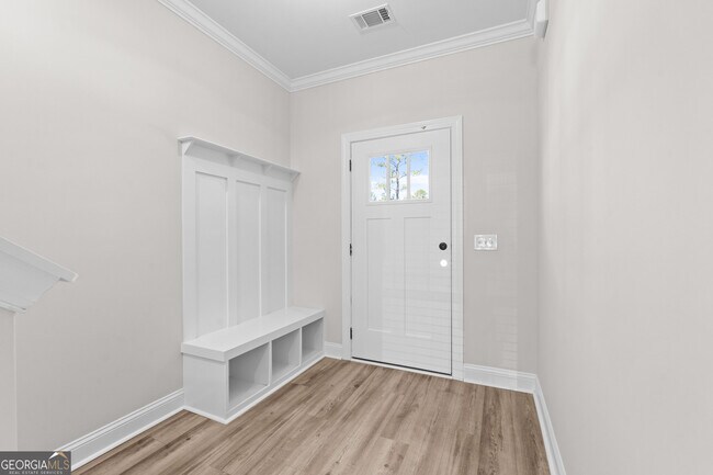 Building Photo - 15 Azalea Ln