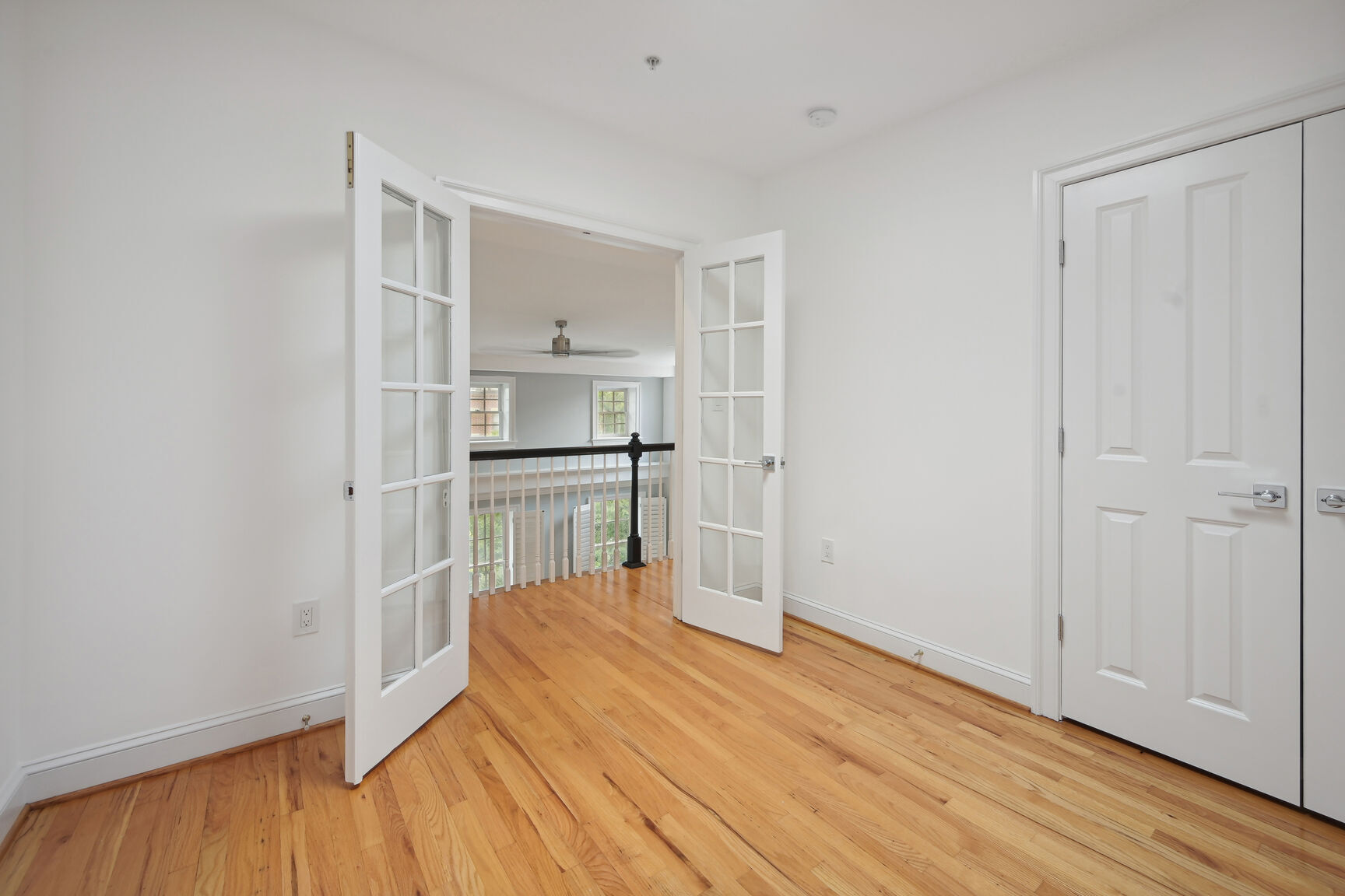 Building Photo - 933 M St NW