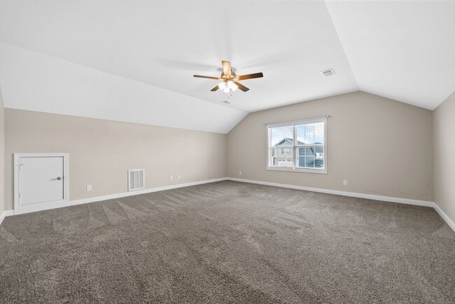 Building Photo - 1062 Whitney Dr