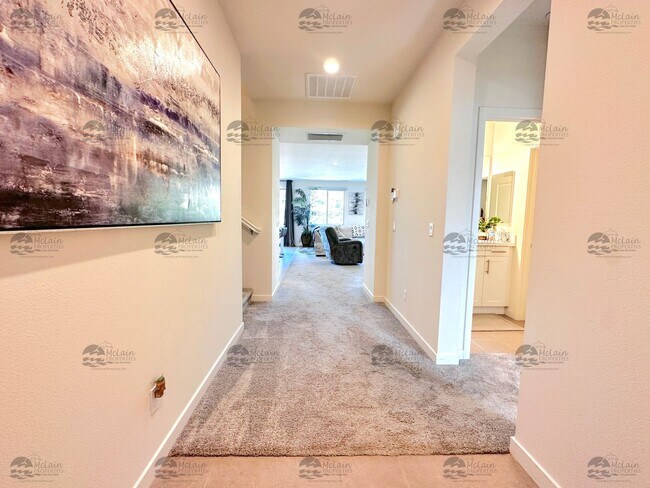 Building Photo - Luxury 5 bedroom, 3 bath home in Bonsall!