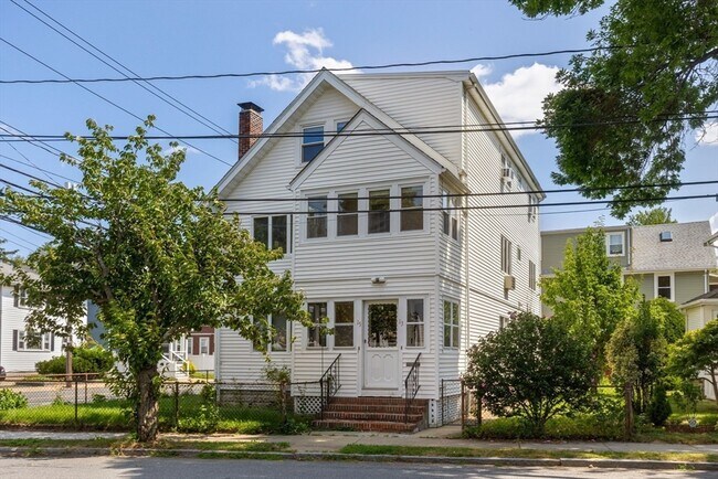 Building Photo - 13 Rawson Rd