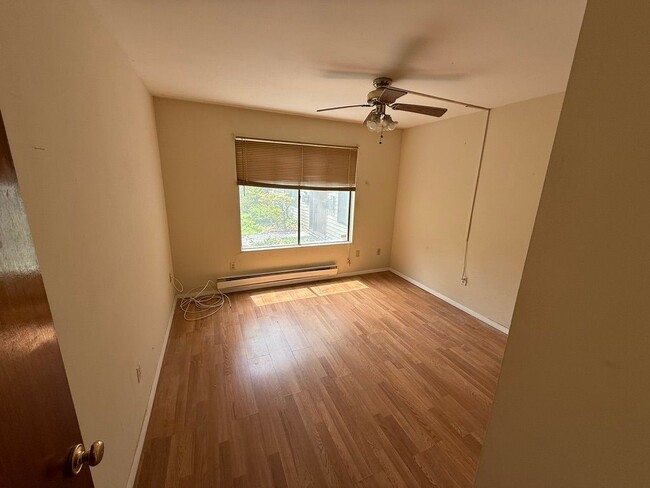Building Photo - 67 Dallas Terrace