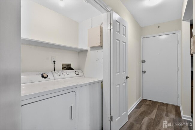 Building Photo - 111 Keystone Ct