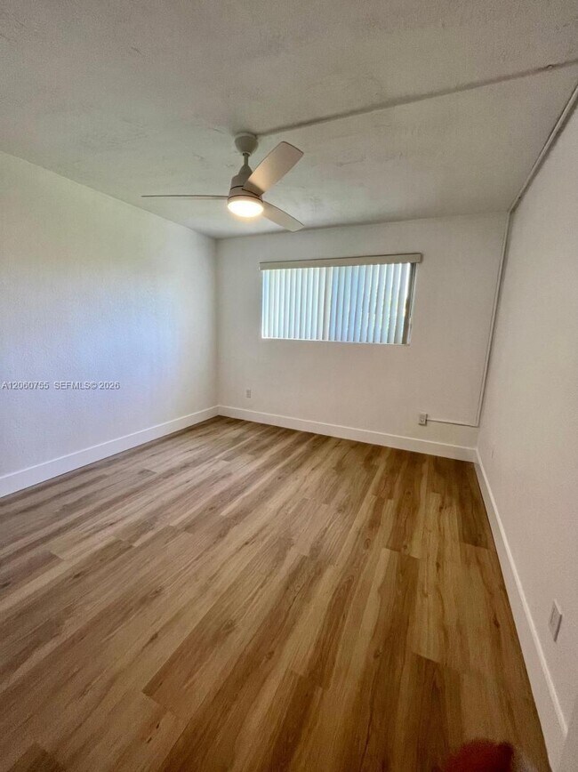 Building Photo - 14500 SW 88th Ave