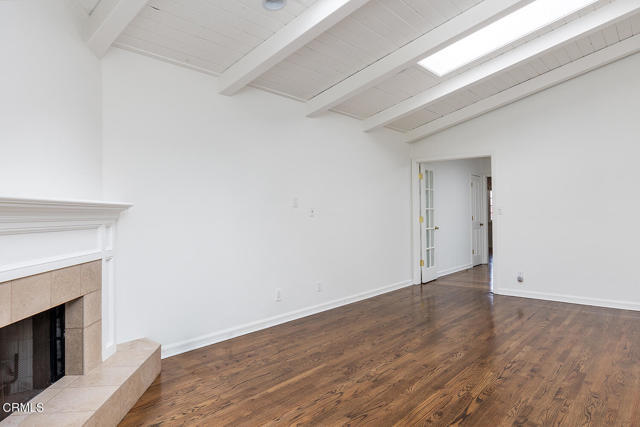 Building Photo - 4650 Encinas Dr