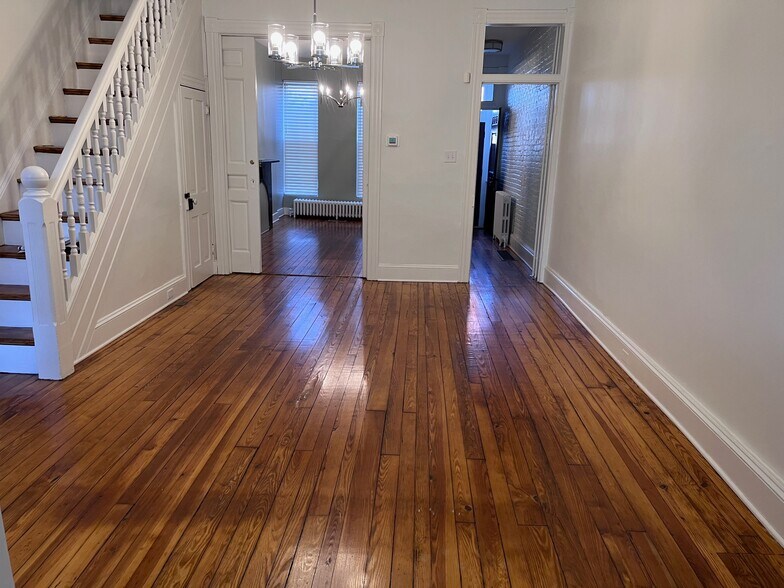 Dining room first floor - 2135 E Fairmount Ave