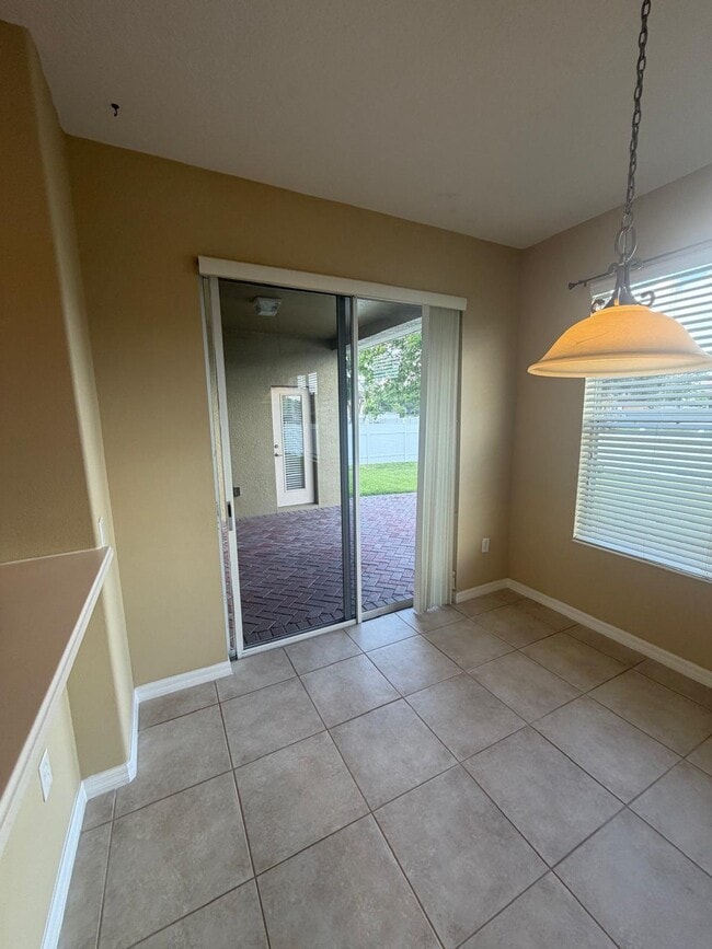 Building Photo - 4576 Barbados Loop