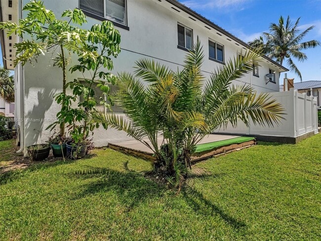 Building Photo - 2727 Treasure Cove Cir