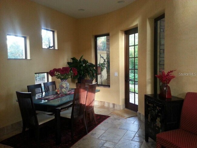 Building Photo - 1953 Freedom Dr