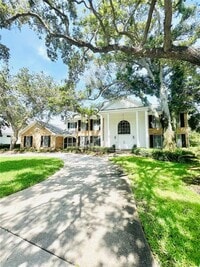 Building Photo - 7315 Hunt Club Ln