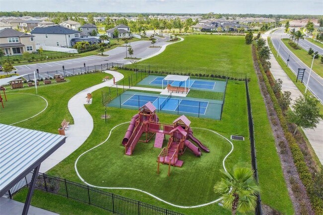 Building Photo - 5732 Newberry Pnes Ave