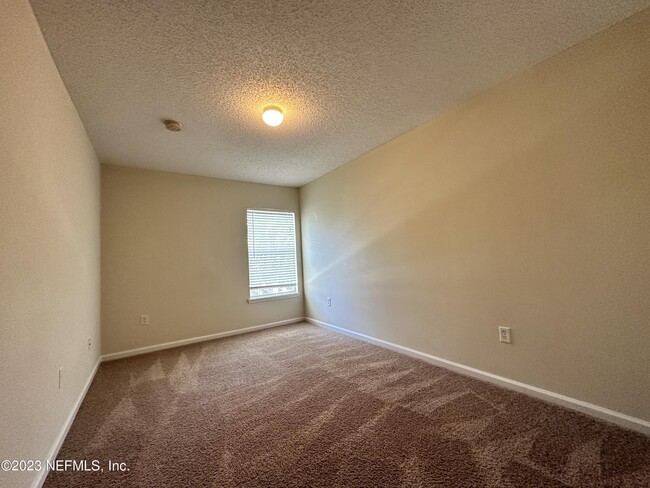 Building Photo - 502 Sherwood Oaks Dr