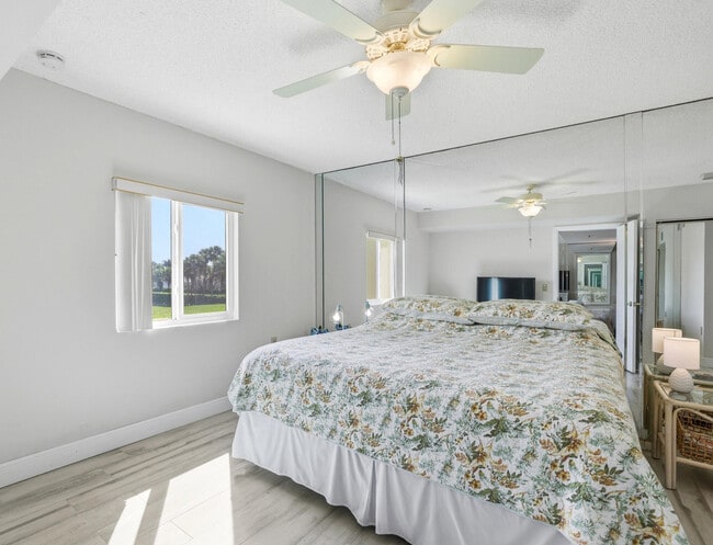 Building Photo - 401 Ocean Bluffs Blvd