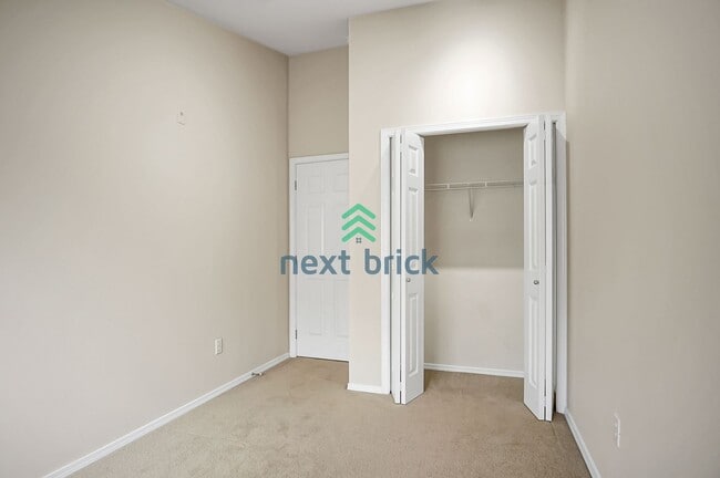 Building Photo - Townhome Available for Rent in Bothell!