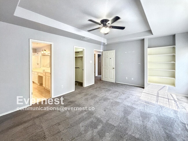 Building Photo - 1605 Catherine Ct