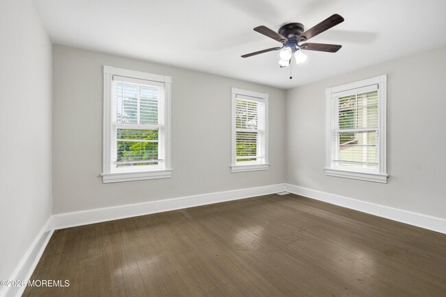 Building Photo - 1114 Summerfield Ave
