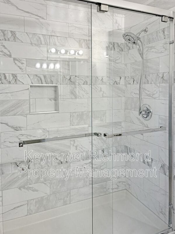 Building Photo - 2618 Darnell Rd